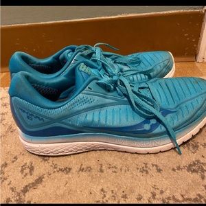 Saucing Kinvara 10 Everun